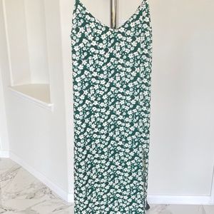 Reformation Crimini Dress in Cilantro (Size 4 - small)